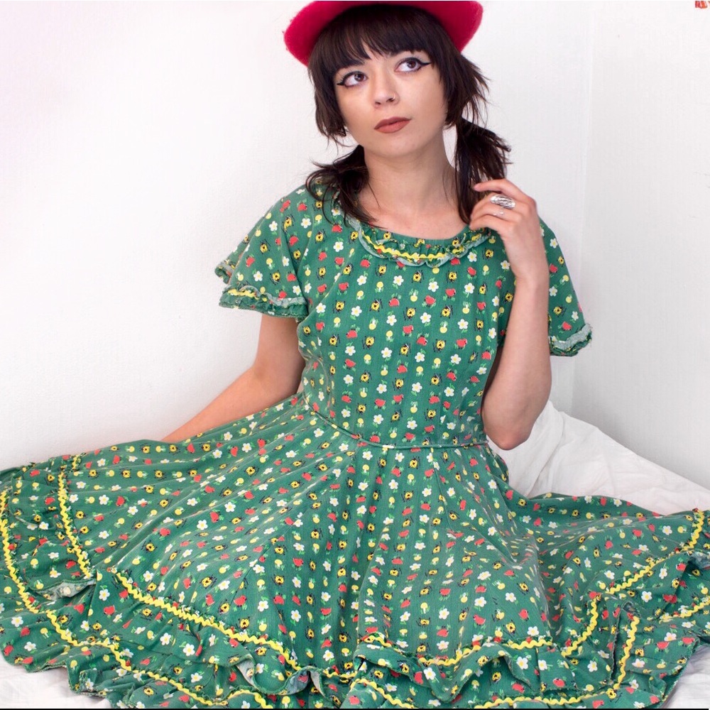 Vintage handmade springtime dress